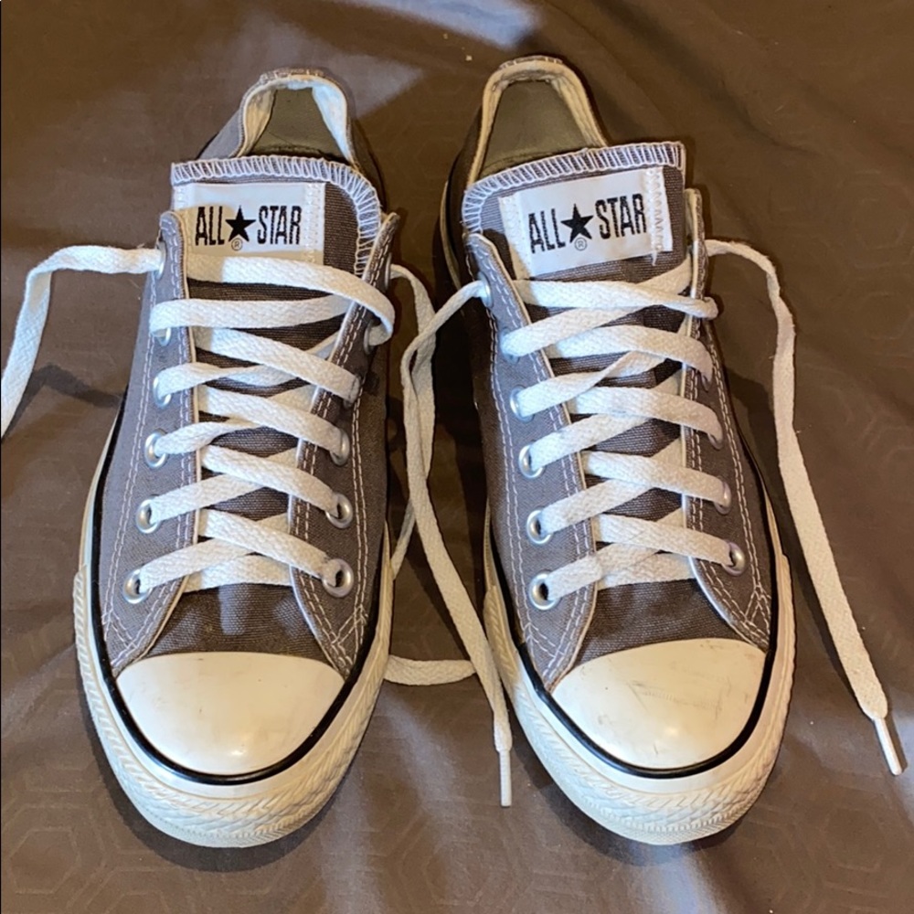 Great shape converse low tops